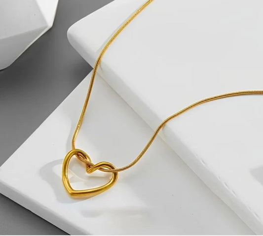 Essential Love Nacklace